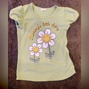Mommy little daisy ribbed top size 4T